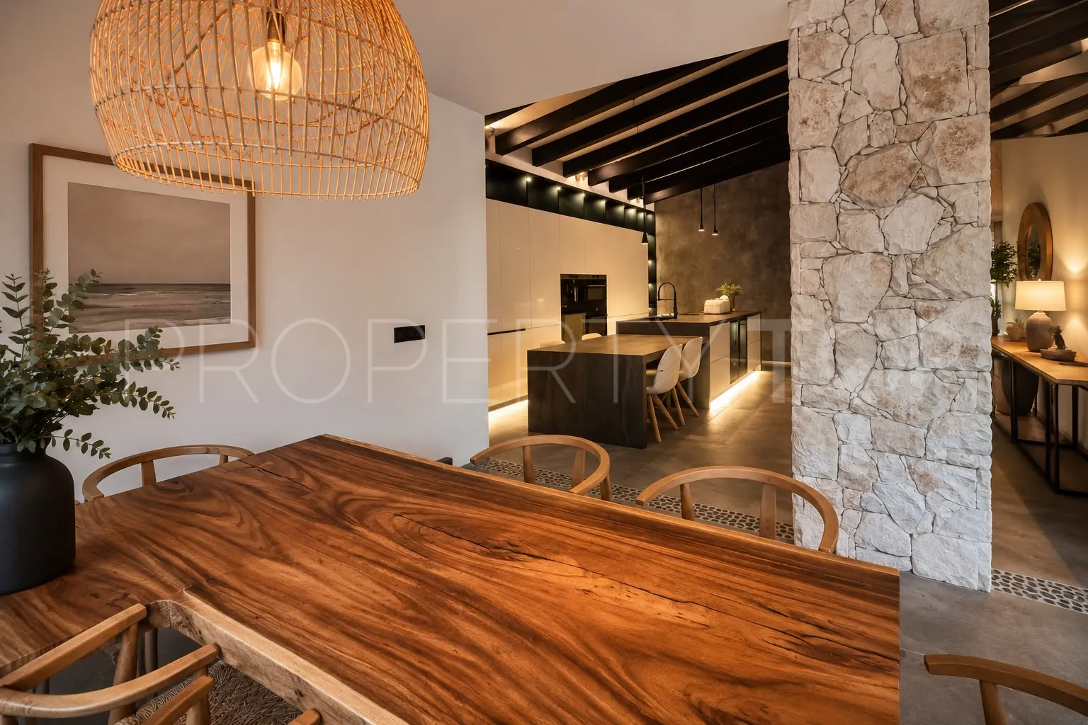 4 bedrooms Nueva Andalucia villa for sale