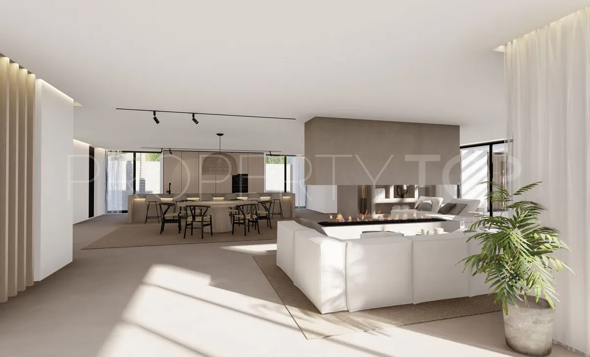 For sale villa with 5 bedrooms in Guadalmina Baja