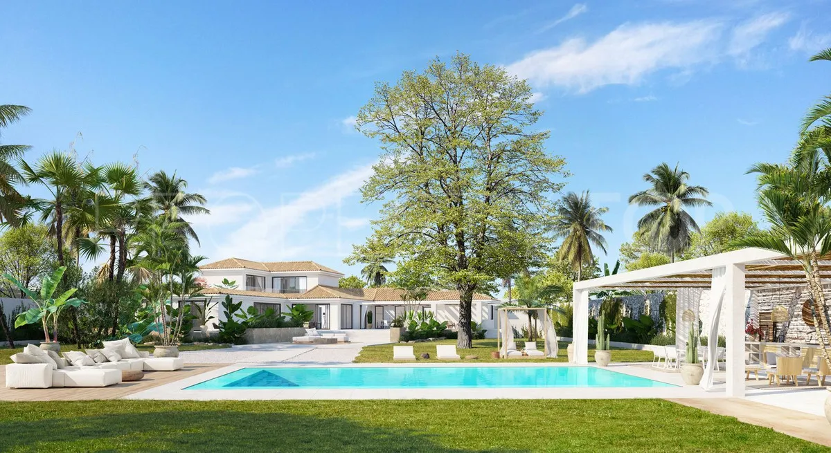 For sale villa with 5 bedrooms in Guadalmina Baja