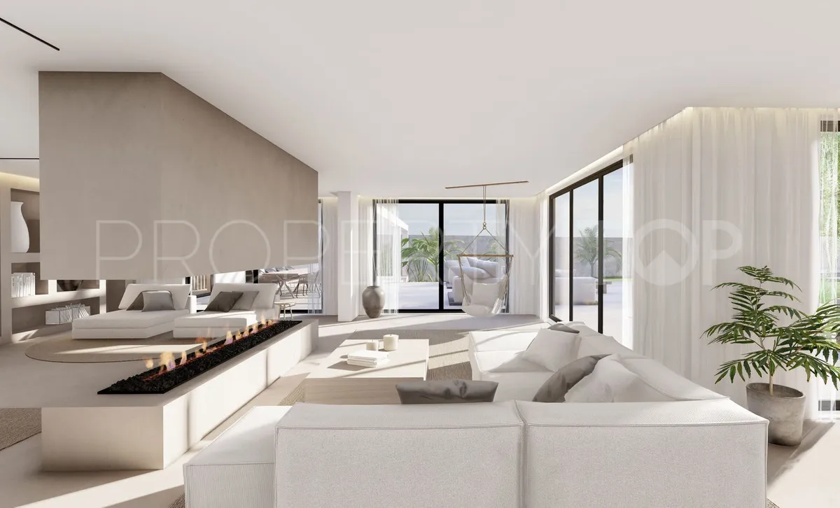 For sale villa with 5 bedrooms in Guadalmina Baja