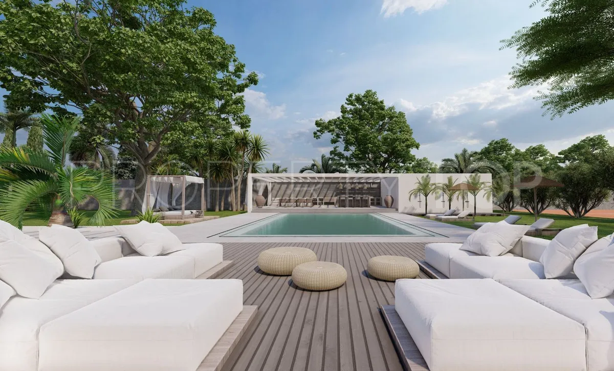 For sale villa with 5 bedrooms in Guadalmina Baja