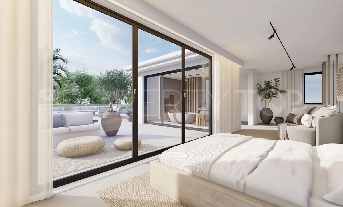For sale villa with 5 bedrooms in Guadalmina Baja