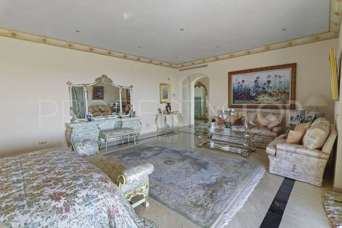 5 bedrooms villa for sale in El Paraiso