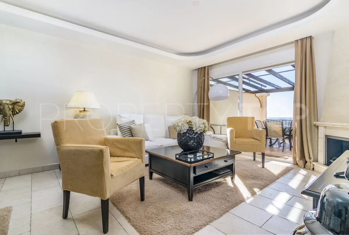 Ático en venta en Benahavis de 3 dormitorios