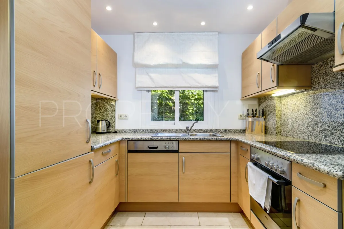 Ático en venta en Benahavis de 3 dormitorios