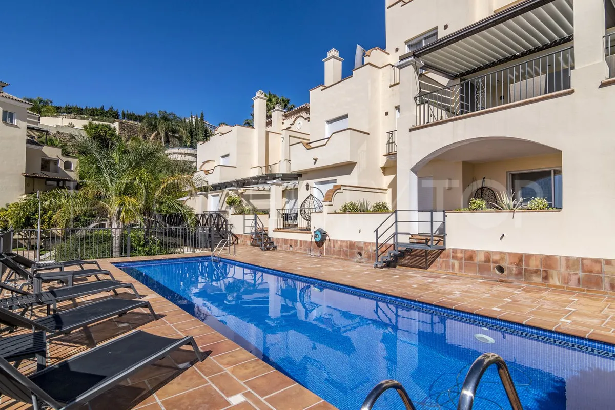 Ático en venta en Benahavis de 3 dormitorios