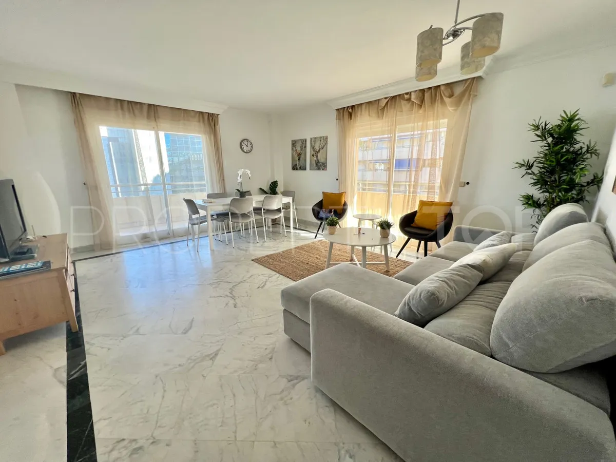 Apartamento a la venta con 2 dormitorios en Marbella - Puerto Banus