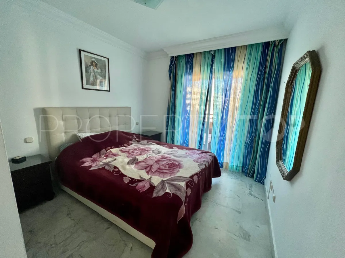 Apartamento a la venta con 2 dormitorios en Marbella - Puerto Banus