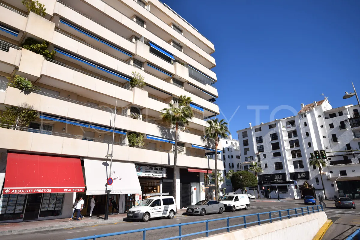 Apartamento a la venta con 2 dormitorios en Marbella - Puerto Banus