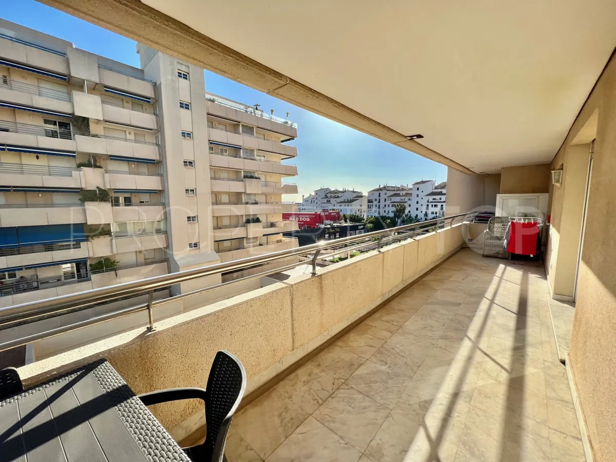 Apartamento a la venta con 2 dormitorios en Marbella - Puerto Banus