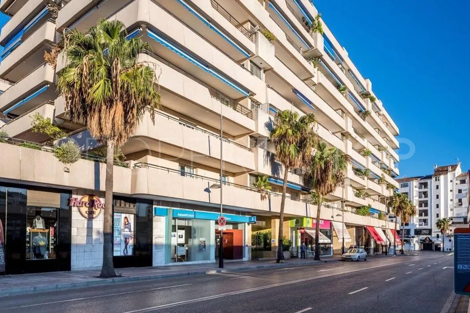 Apartamento a la venta con 2 dormitorios en Marbella - Puerto Banus