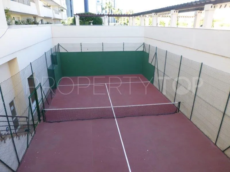 Apartamento a la venta con 2 dormitorios en Marbella - Puerto Banus