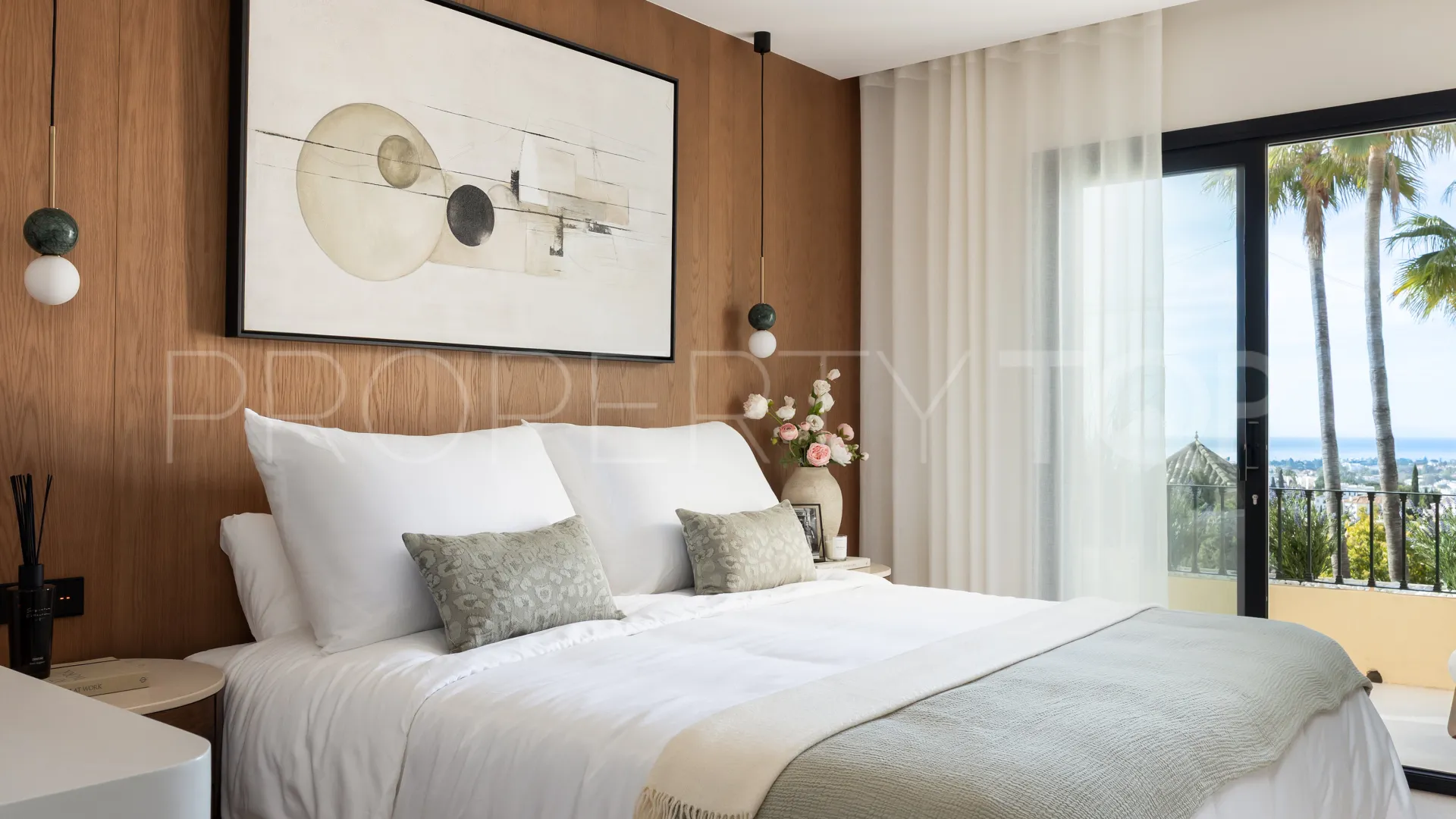 Buy town house in El Herrojo