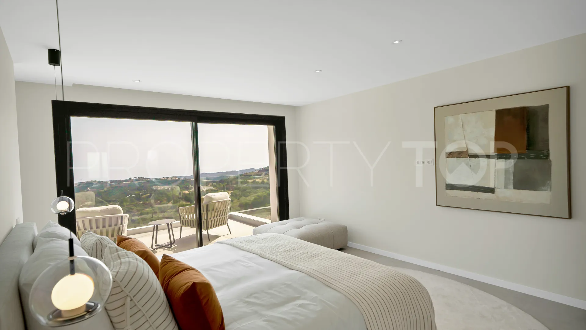 For sale Monte Mayor villa with 5 bedrooms