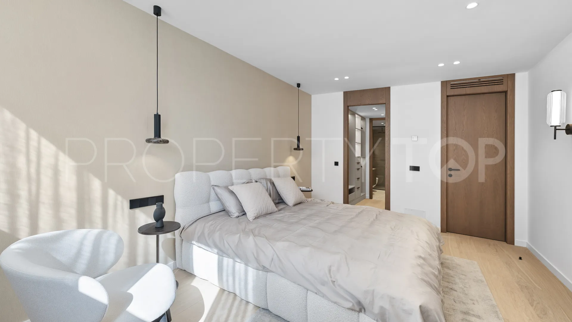 Benalmadena 5 bedrooms villa for sale