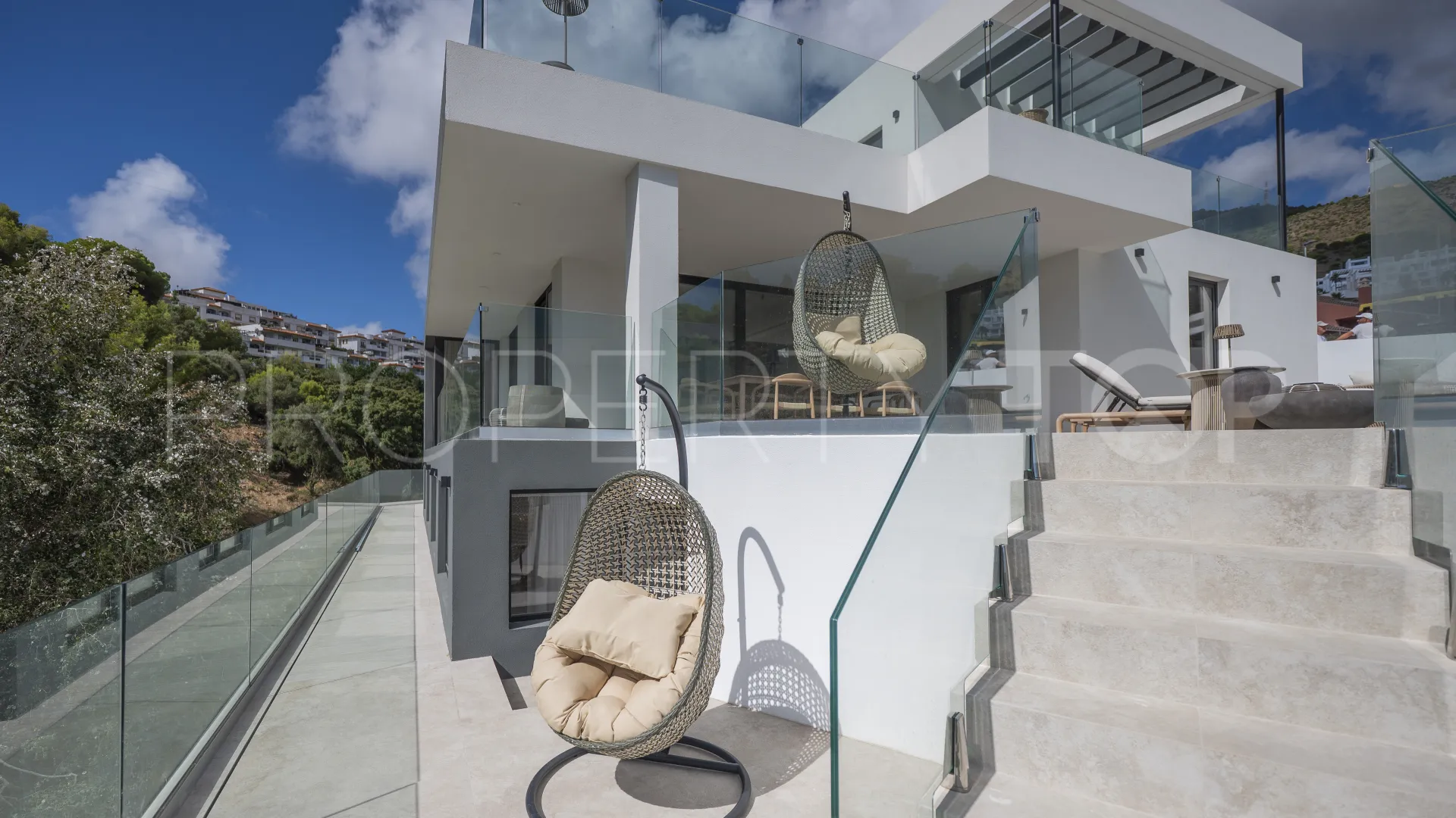 Benalmadena 5 bedrooms villa for sale