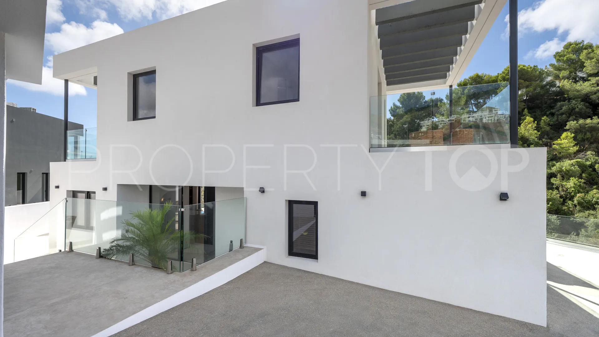 Benalmadena 5 bedrooms villa for sale