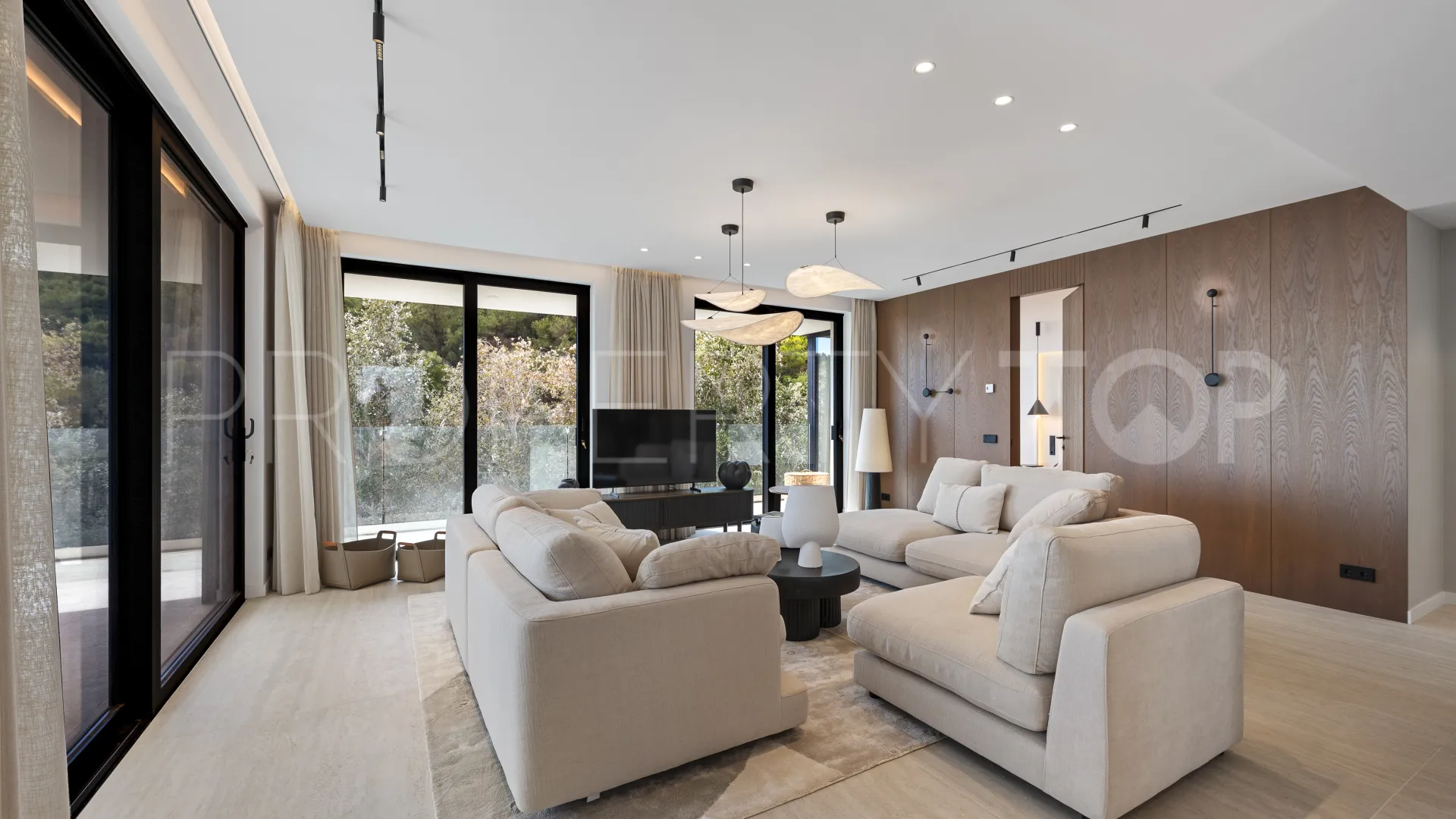 Benalmadena 5 bedrooms villa for sale