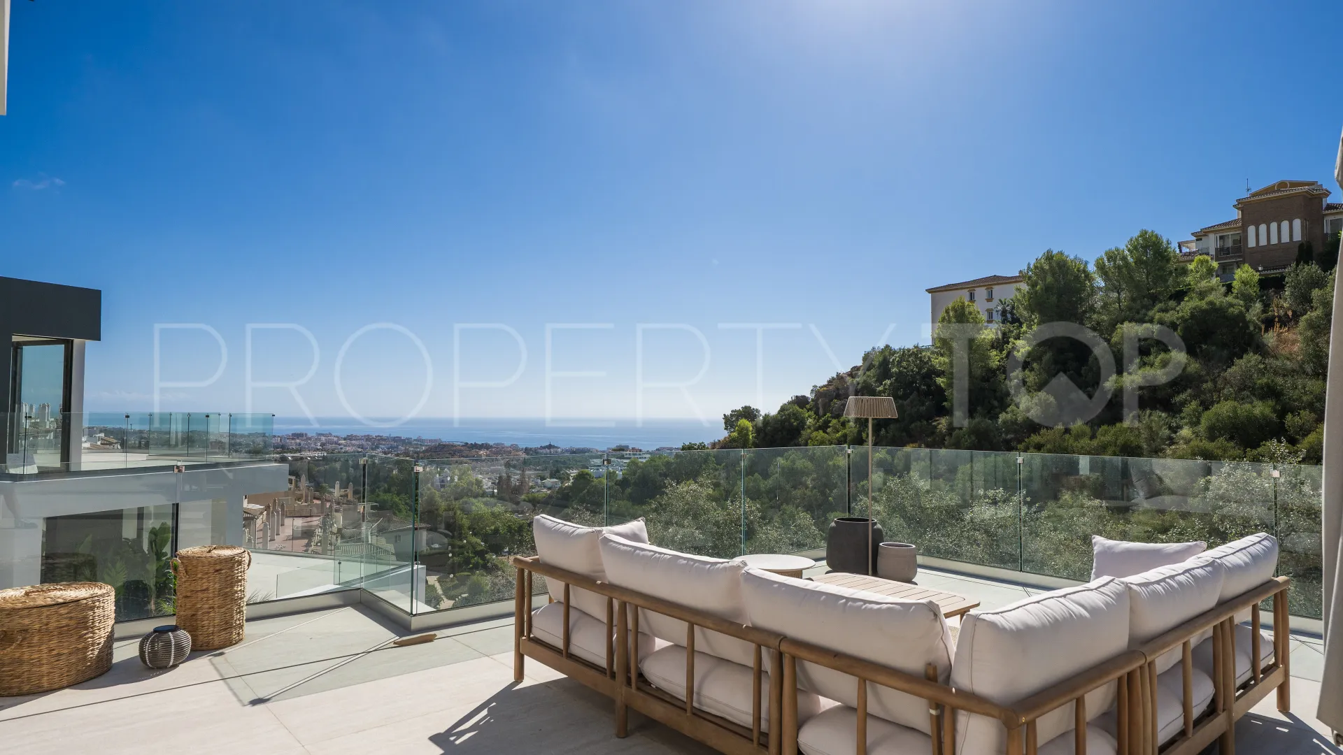 Benalmadena 5 bedrooms villa for sale