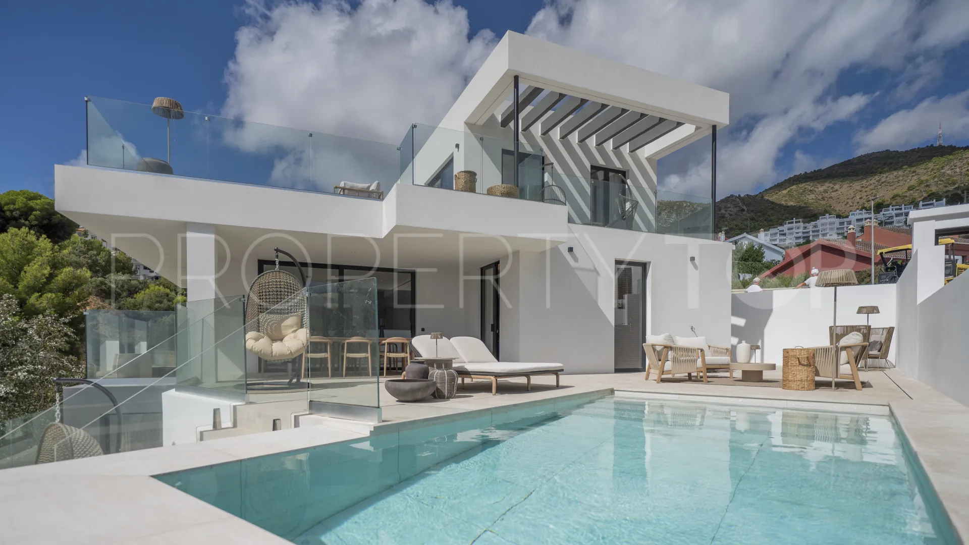 Benalmadena 5 bedrooms villa for sale