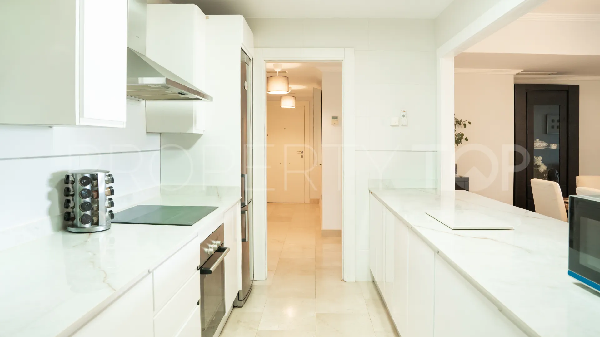 Benahavis, apartamento planta baja en venta