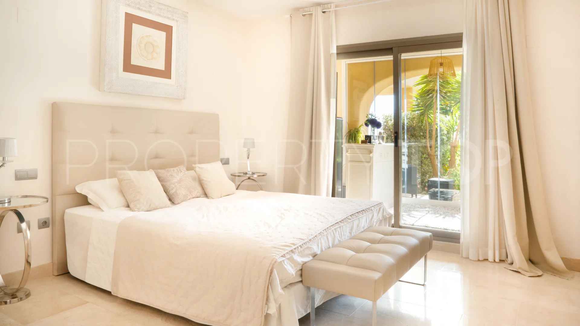 Benahavis, apartamento planta baja en venta