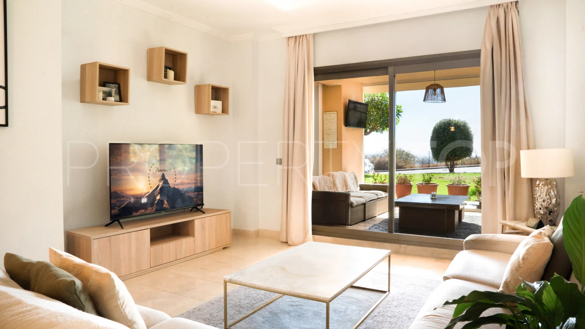 Benahavis, apartamento planta baja en venta