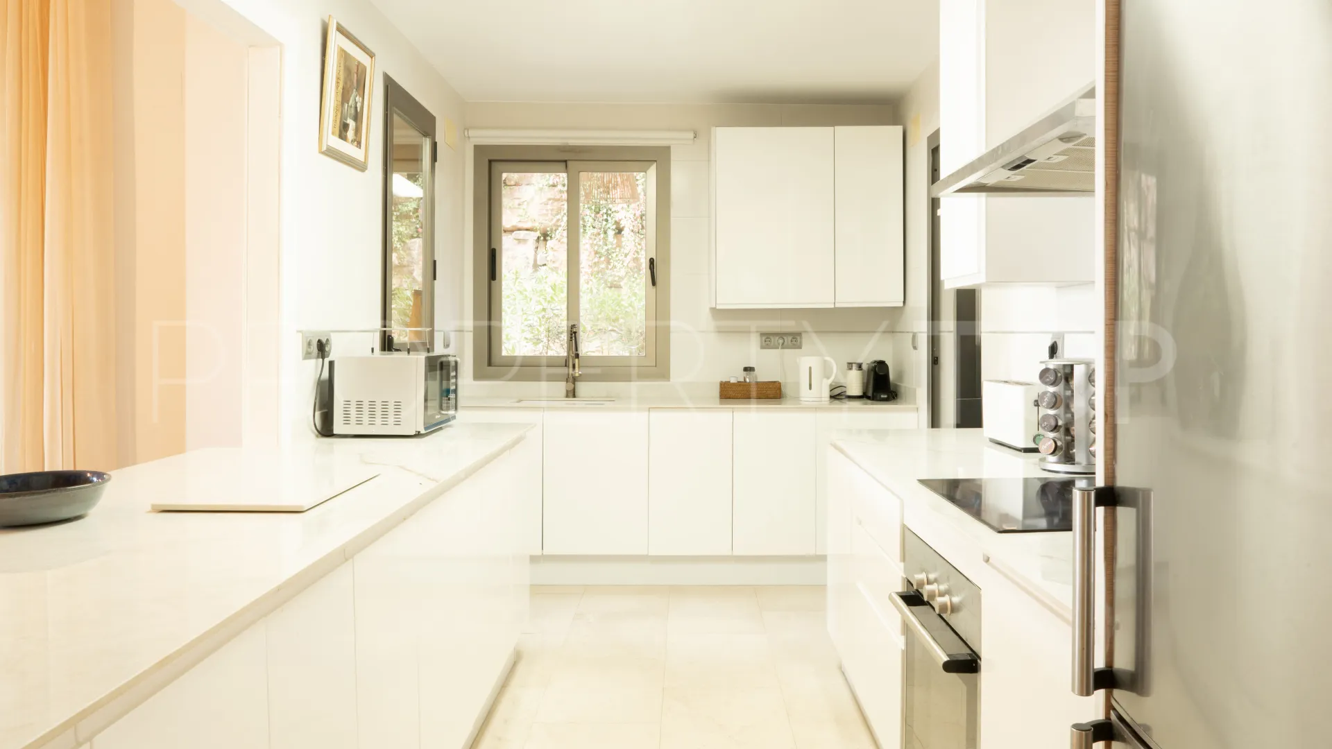 Benahavis, apartamento planta baja en venta