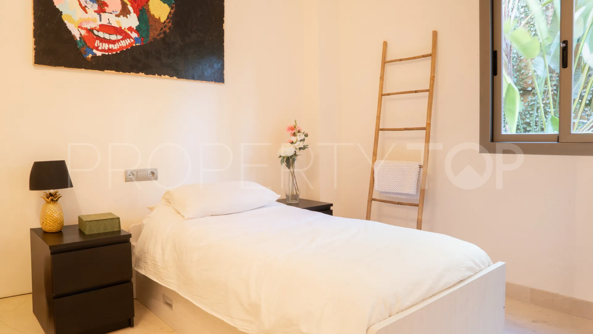 Benahavis, apartamento planta baja en venta