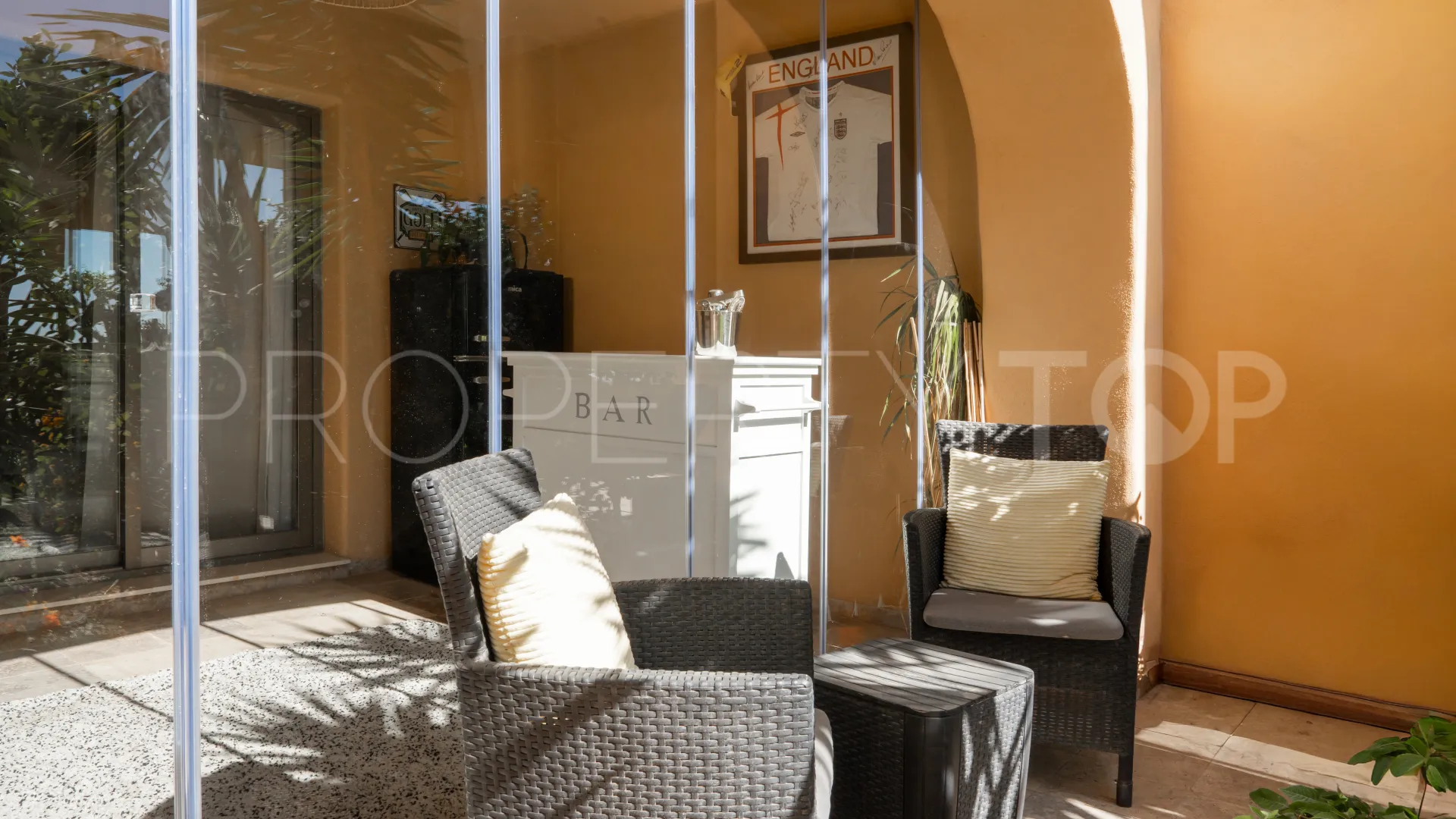 Benahavis, apartamento planta baja en venta