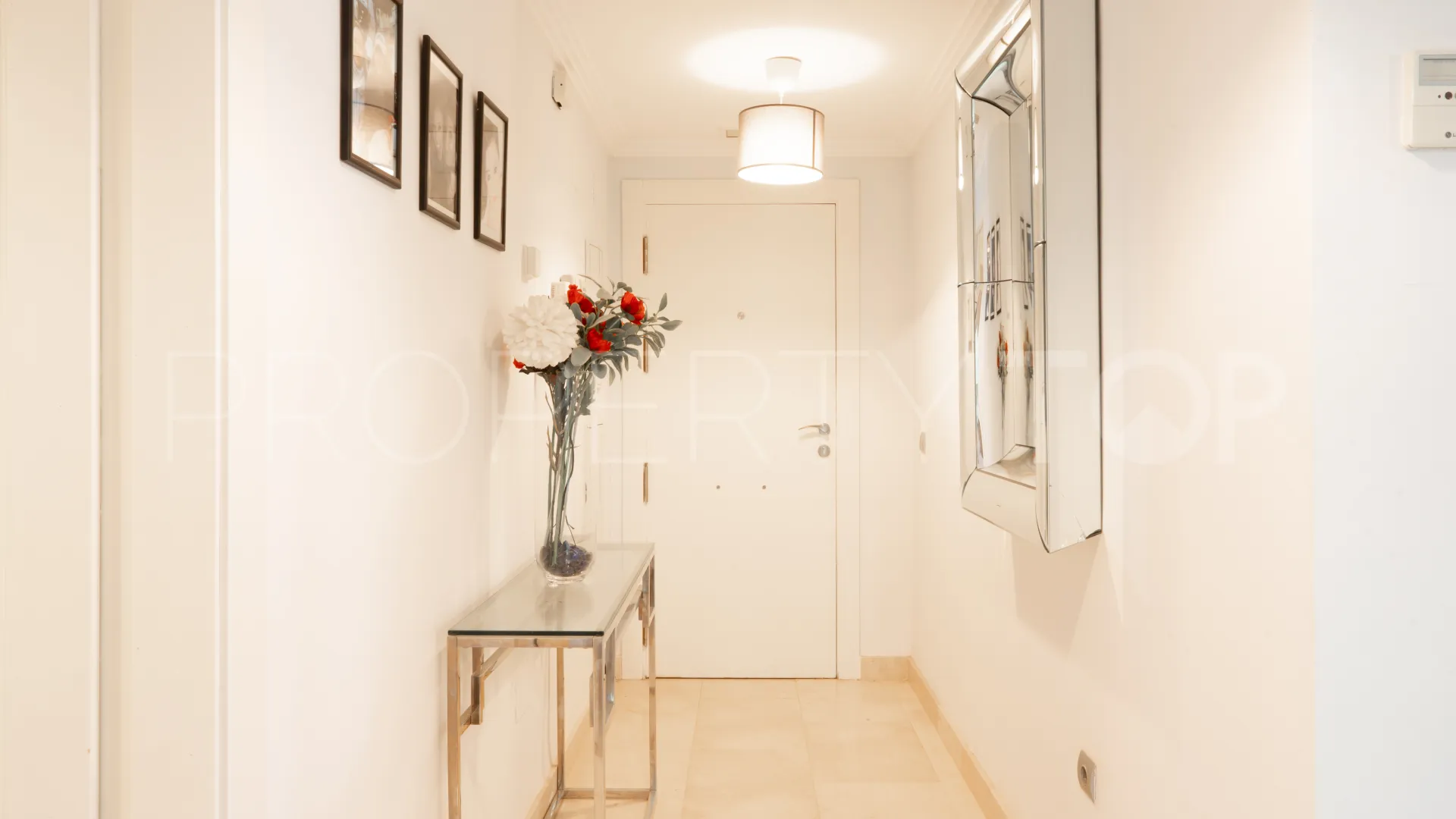 Benahavis, apartamento planta baja en venta