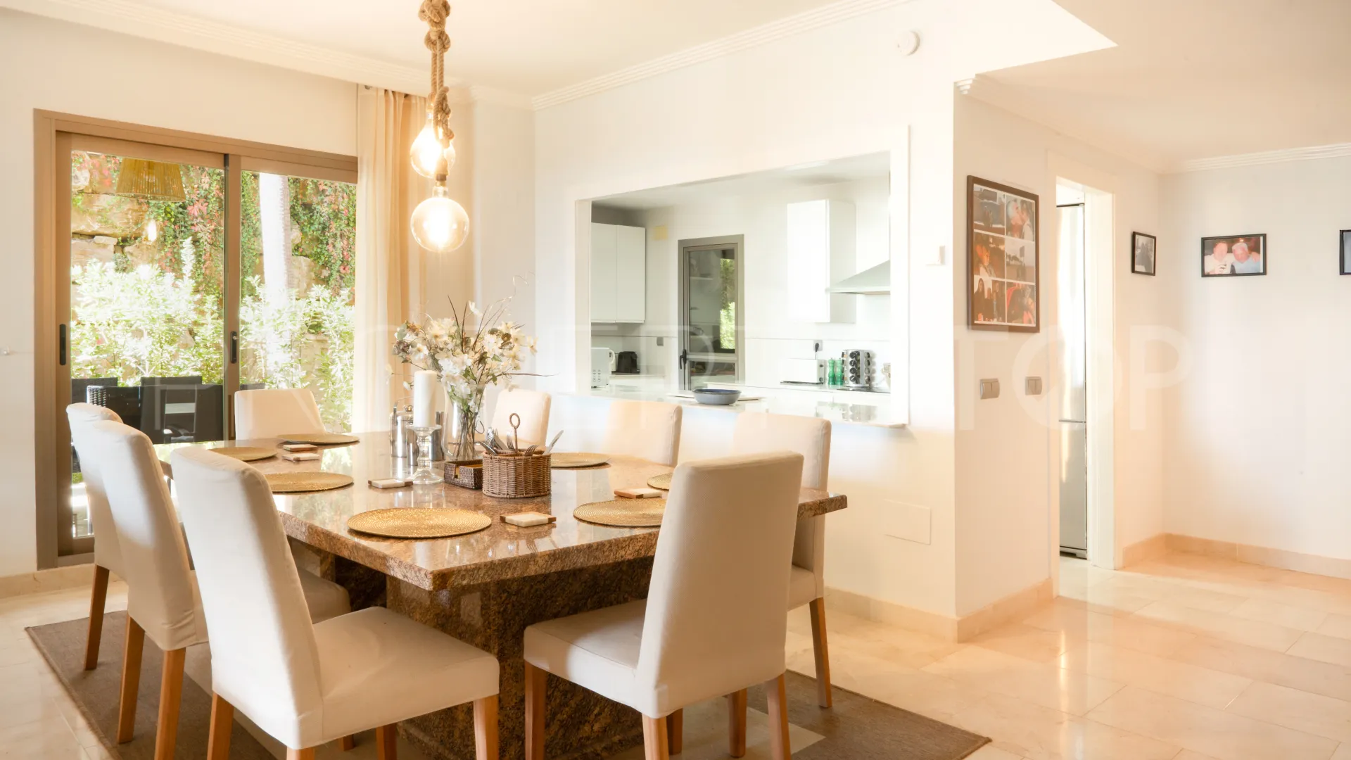 Benahavis, apartamento planta baja en venta