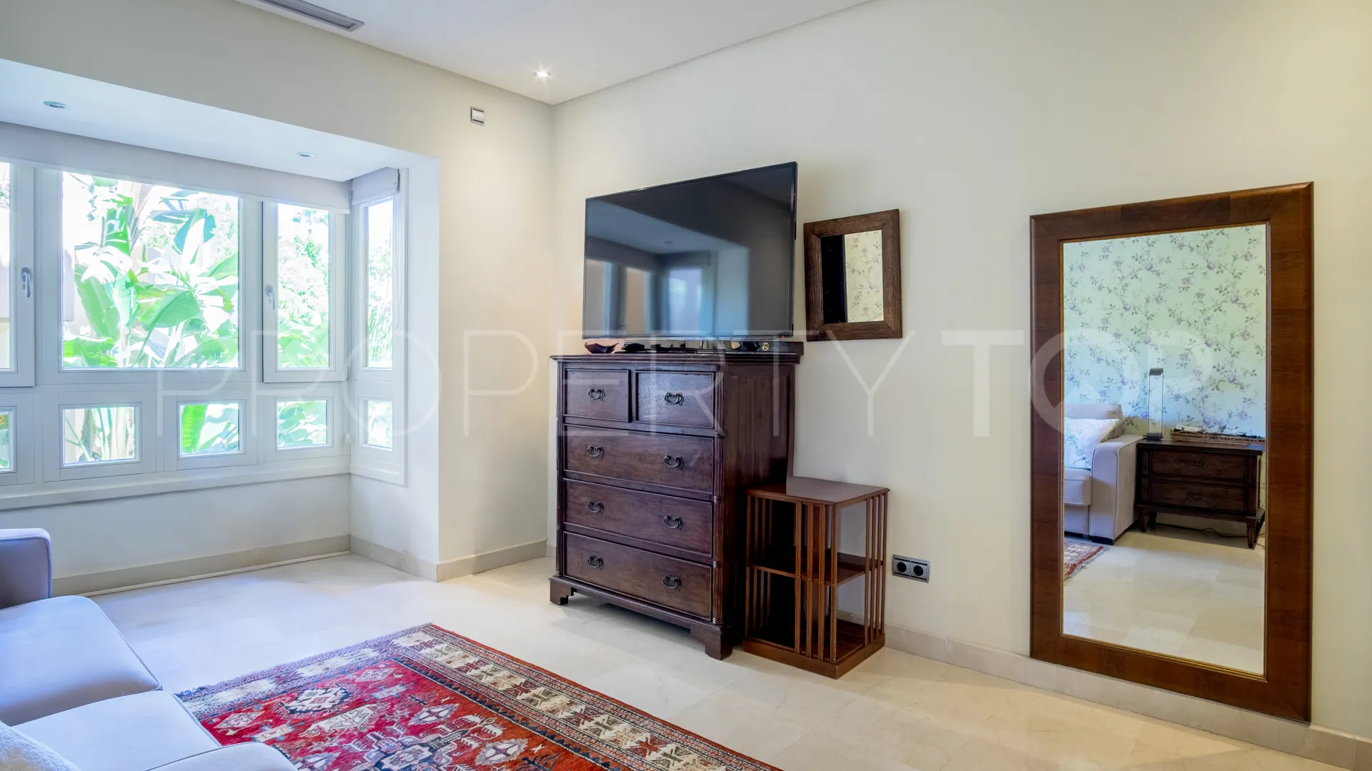 For sale apartment in Marbella Golden Mile