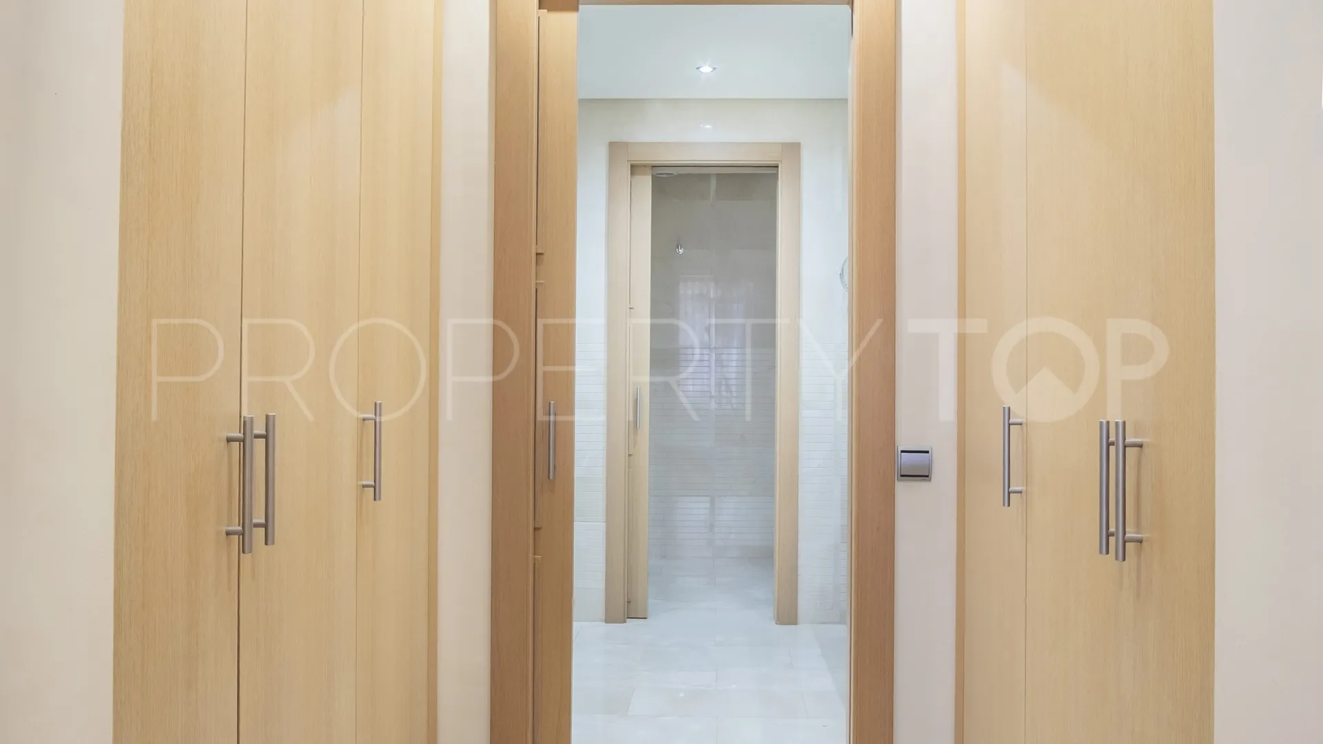 For sale apartment in Marbella Golden Mile