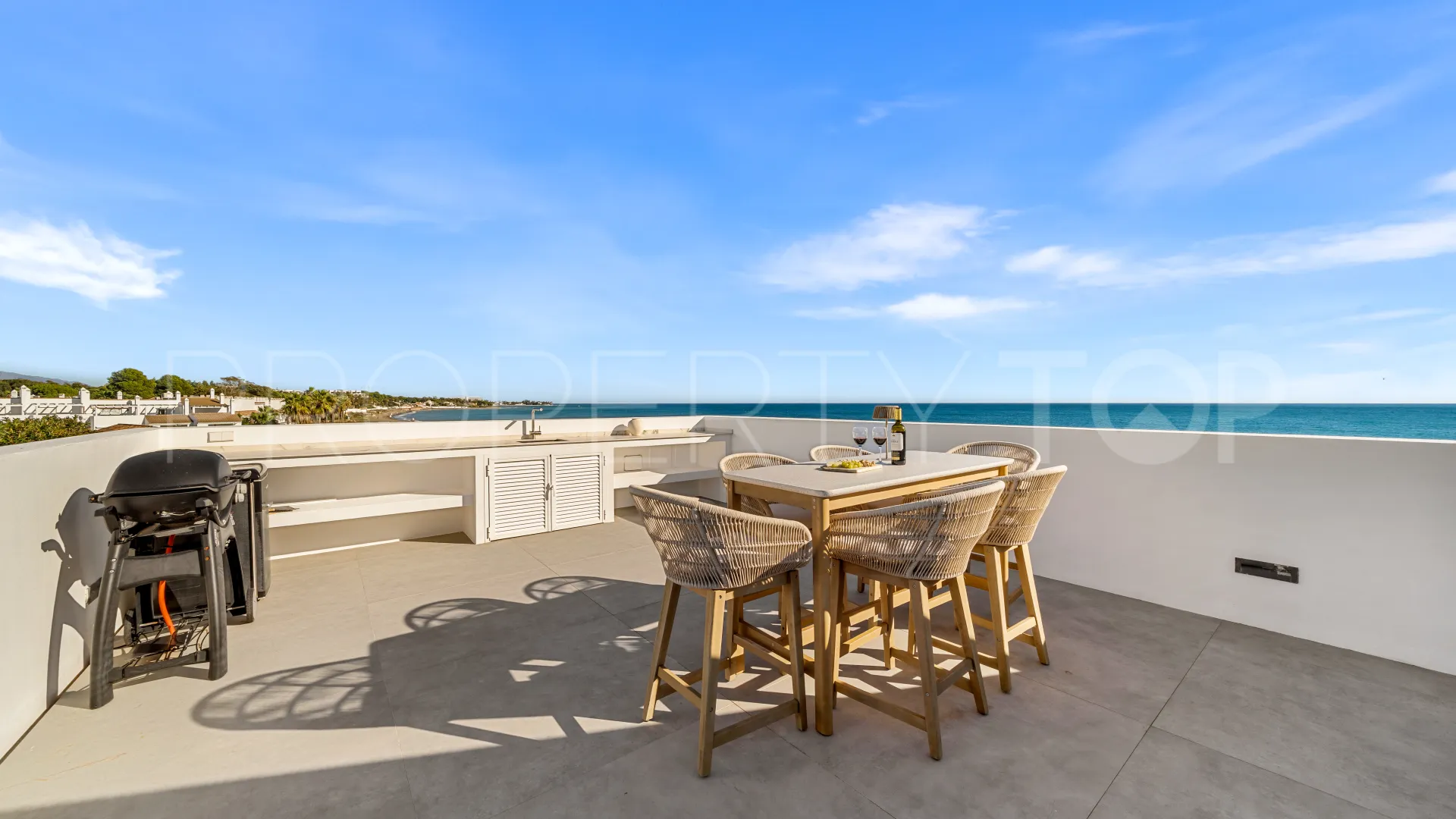 Villa en venta en New Golden Mile