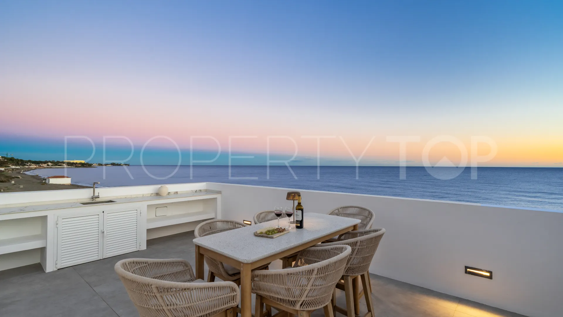 Villa en venta en New Golden Mile