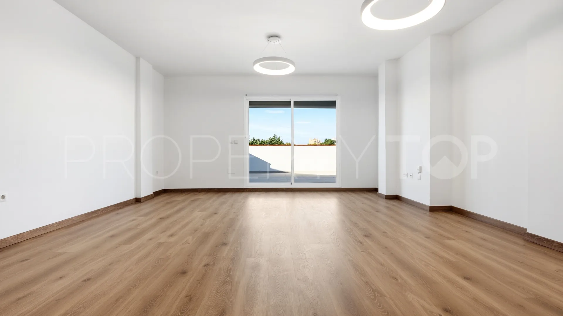 Penthouse with 3 bedrooms for sale in San Pedro de Alcantara