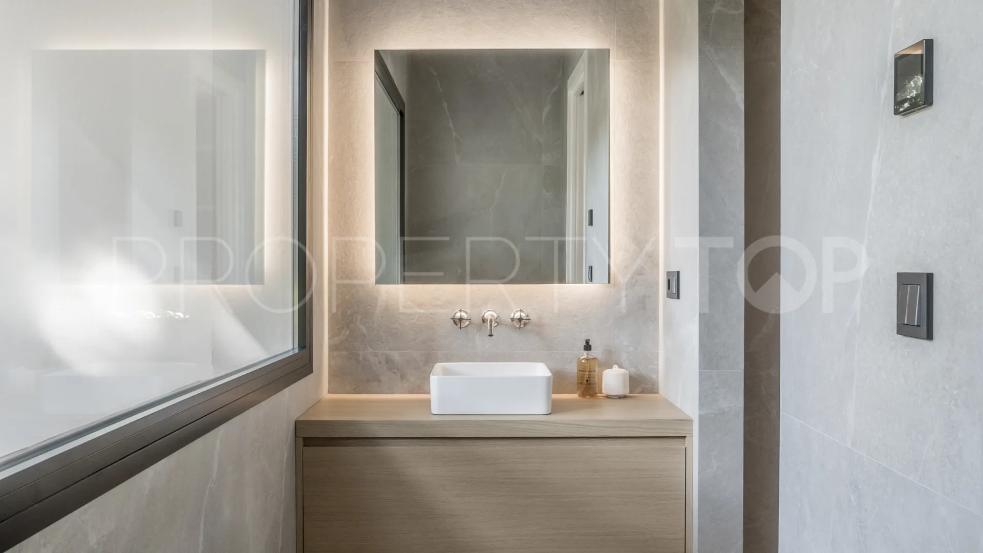 Comprar apartamento planta baja en Sierra Blanca