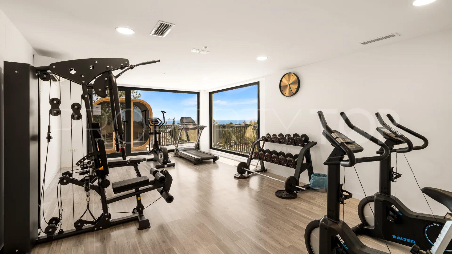 Buy penthouse in La Quinta with 3 bedrooms