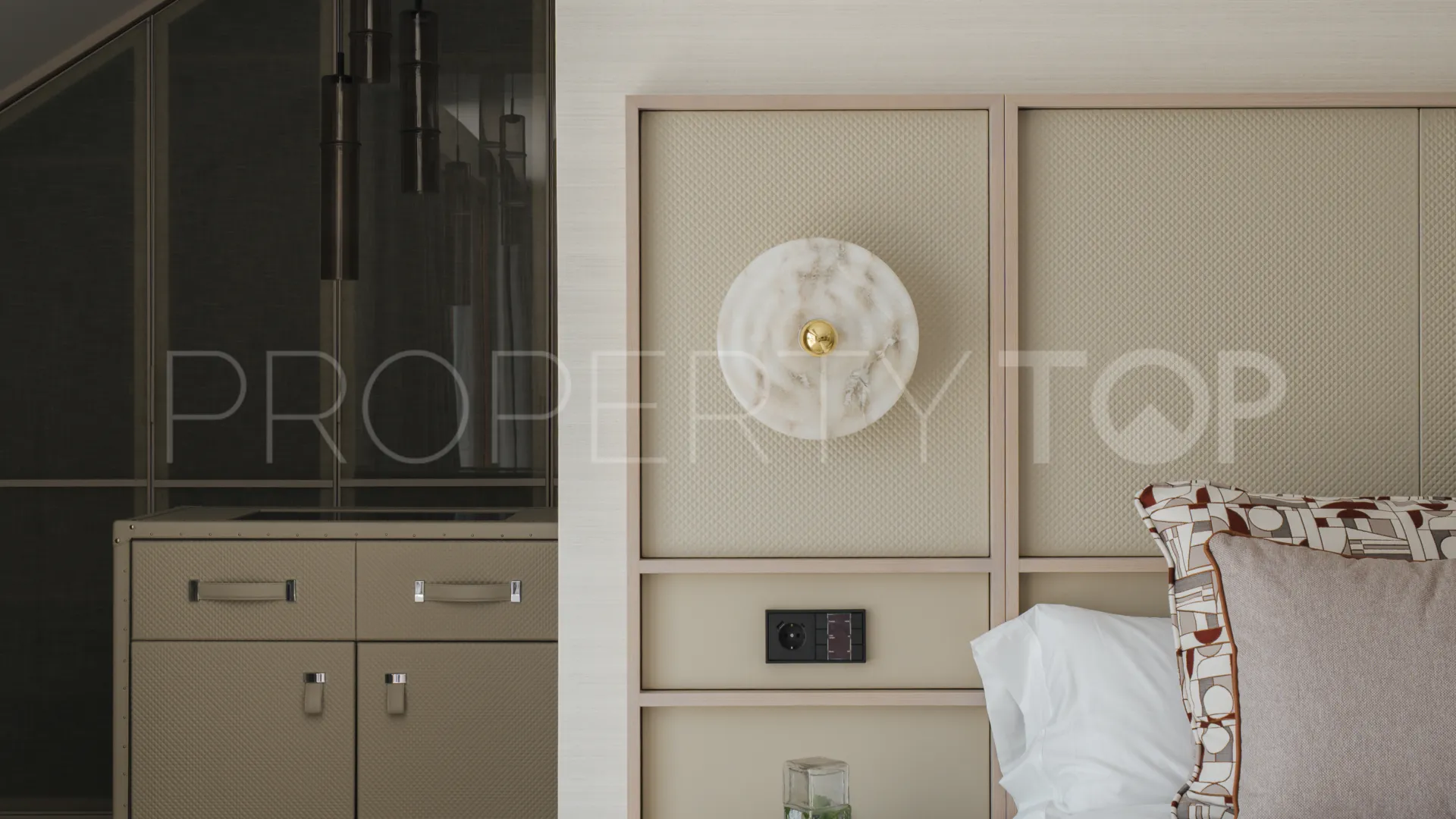 4 bedrooms ground floor duplex for sale in Nueva Andalucia