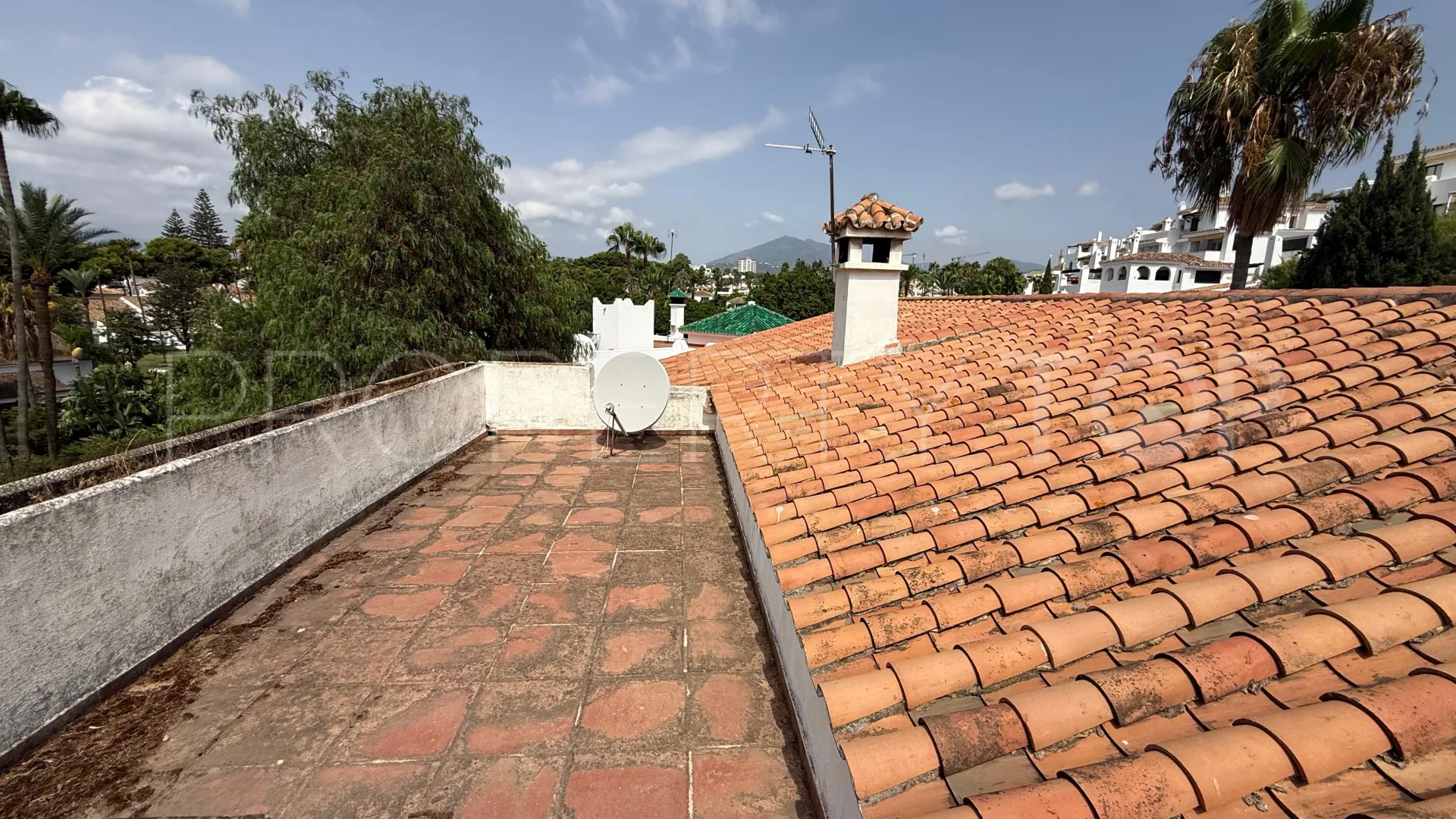 Se vende casa en Nueva Andalucia