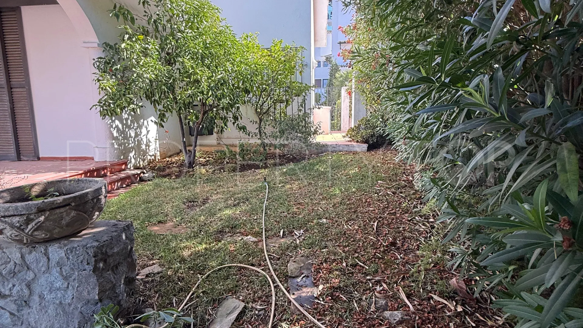 Se vende casa en Nueva Andalucia