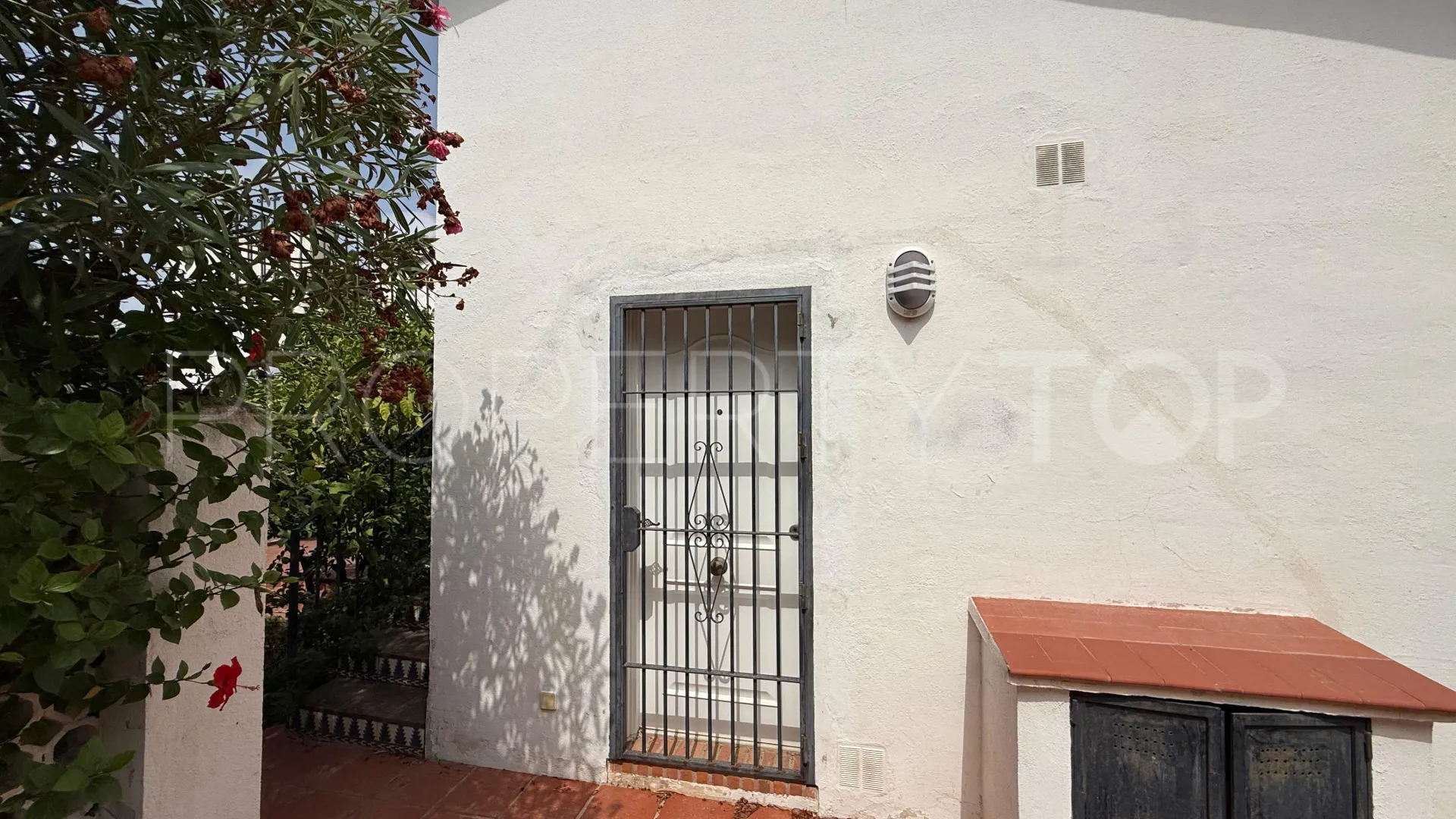 Se vende casa en Nueva Andalucia
