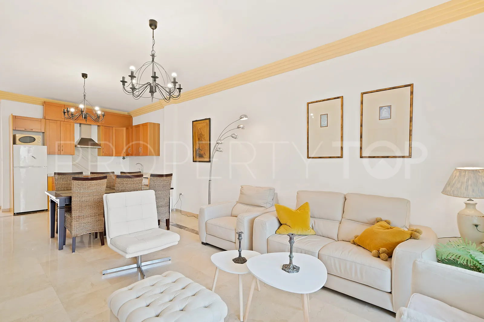 3 bedrooms ground floor apartment in Nueva Andalucia for sale