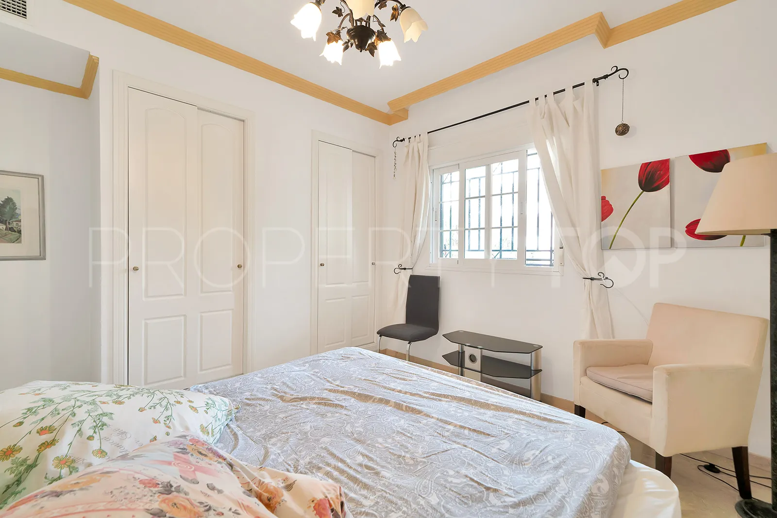 3 bedrooms ground floor apartment in Nueva Andalucia for sale
