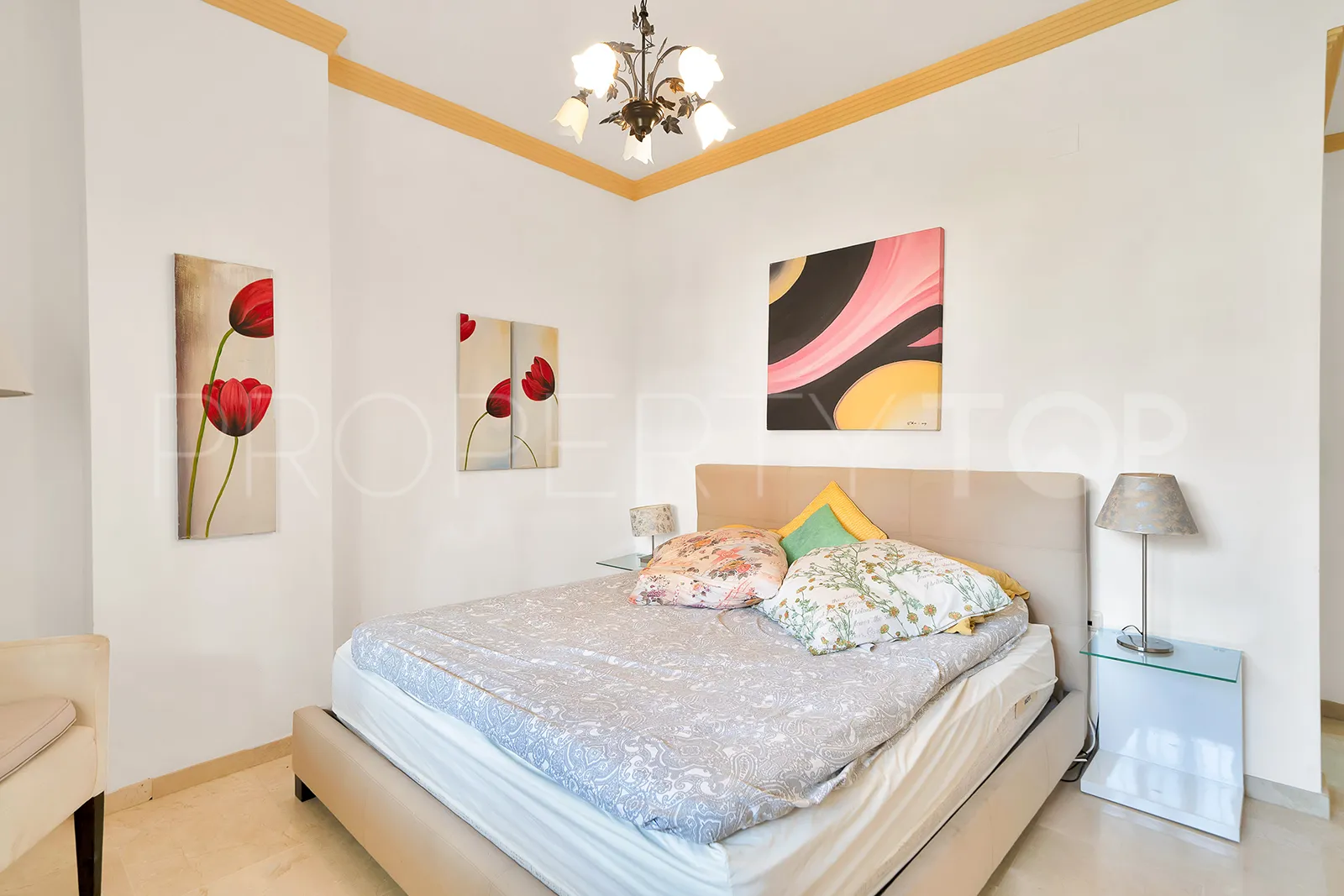 3 bedrooms ground floor apartment in Nueva Andalucia for sale
