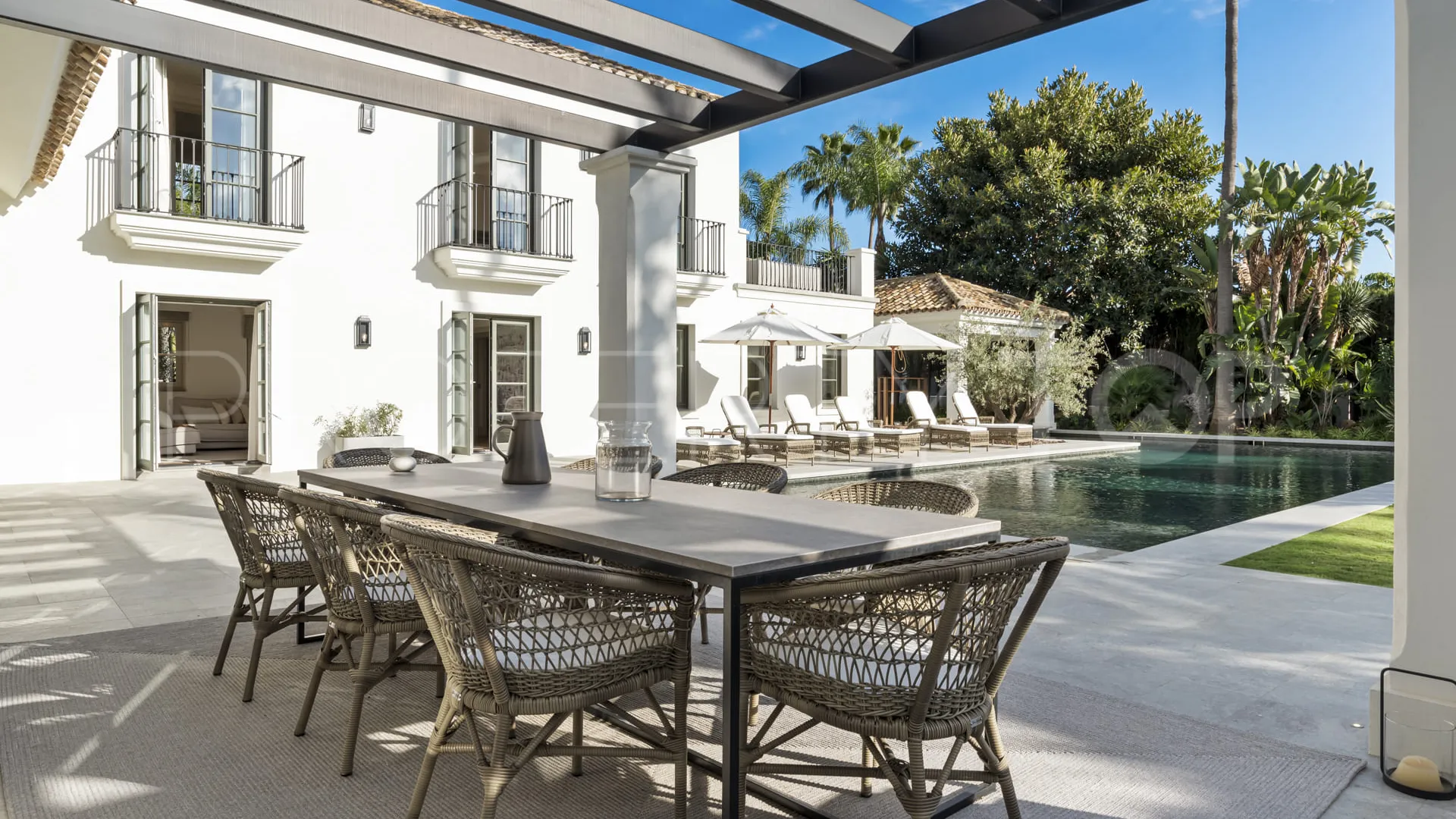 Nueva Andalucia, villa con 6 dormitorios en venta