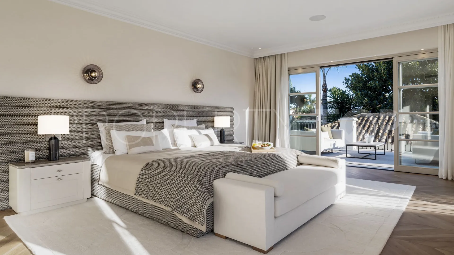 Nueva Andalucia, villa con 6 dormitorios en venta
