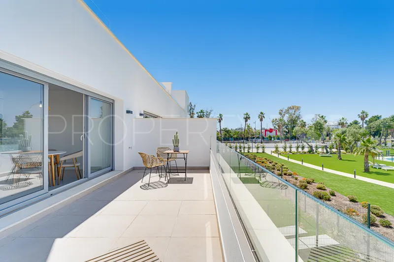 Apartment for sale in Estepona East