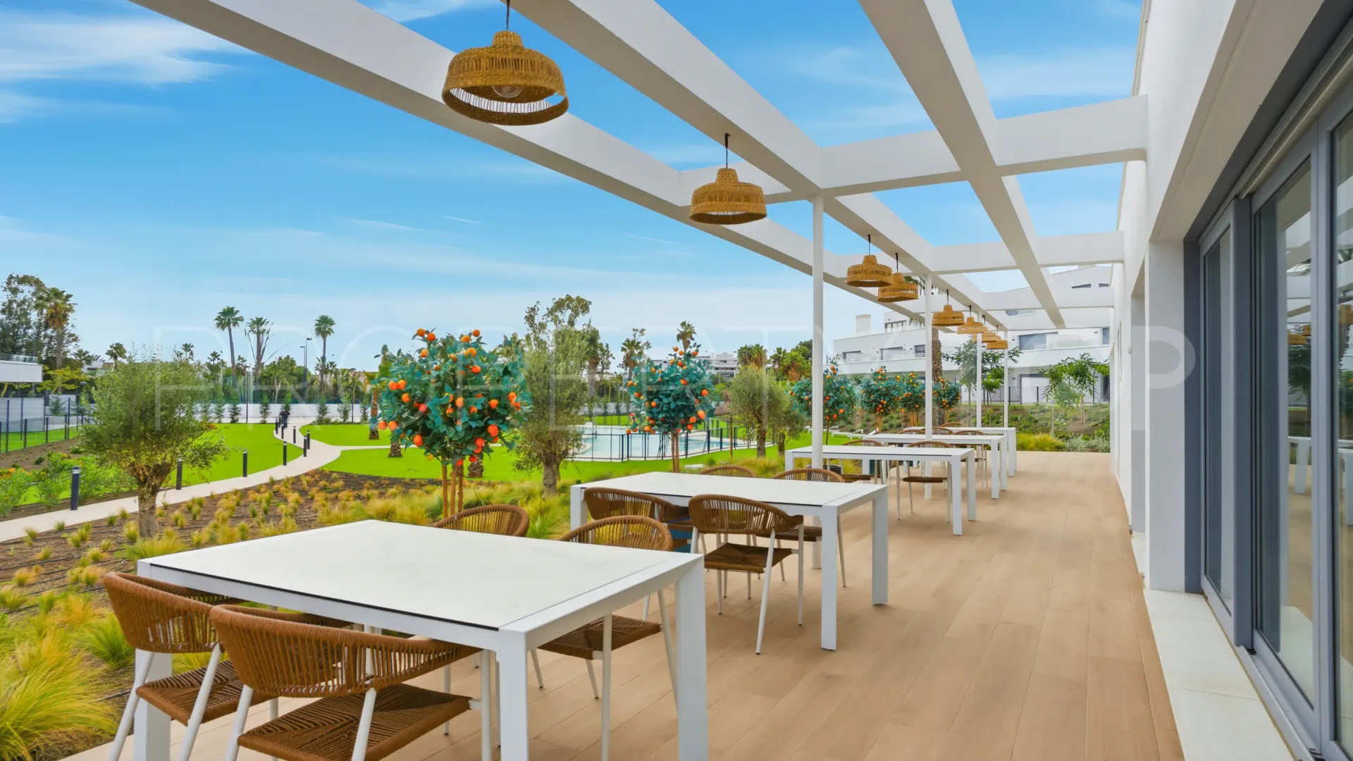 Apartment for sale in Estepona East